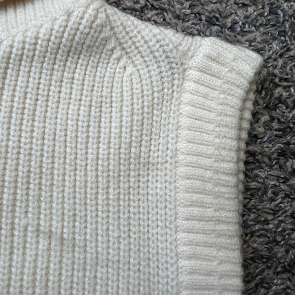 Cider old money Preppy Turtle Knit Sleeveless Cream Sweater Vest - Picture 10 of 10